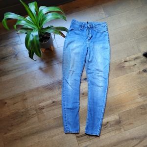 3 for $10 on $5 items! Highrise jeggings Divided brand